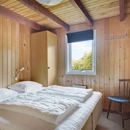 Cosy Holiday In Bork Near The Fjord Hemmet